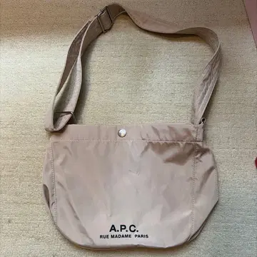 A.P.C. 숄더백 베이지
