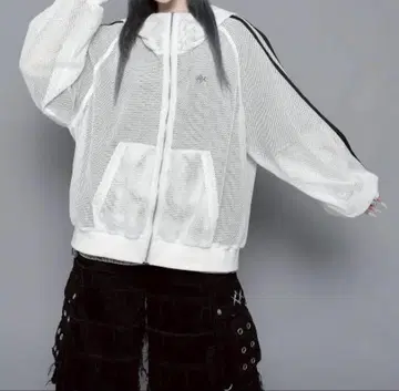 [ REFLEM ] 메쉬 라인 하이넥 후드티