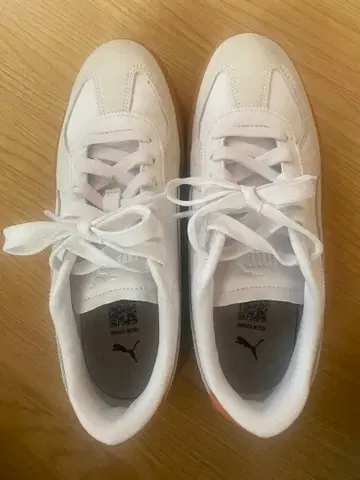 PUMA 통굽 스니커즈 화이트 오렌지