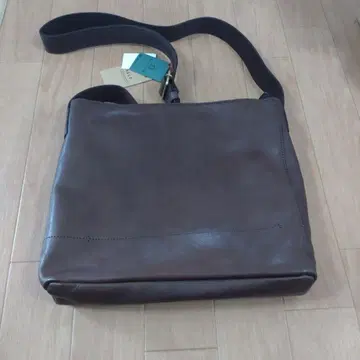 NELD 숄더백 FN606 소가죽 일본제