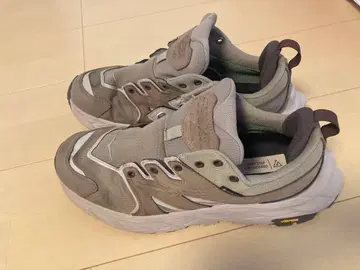 HOKA ONE ONE ANACAPA LOW GTX 26.5cm