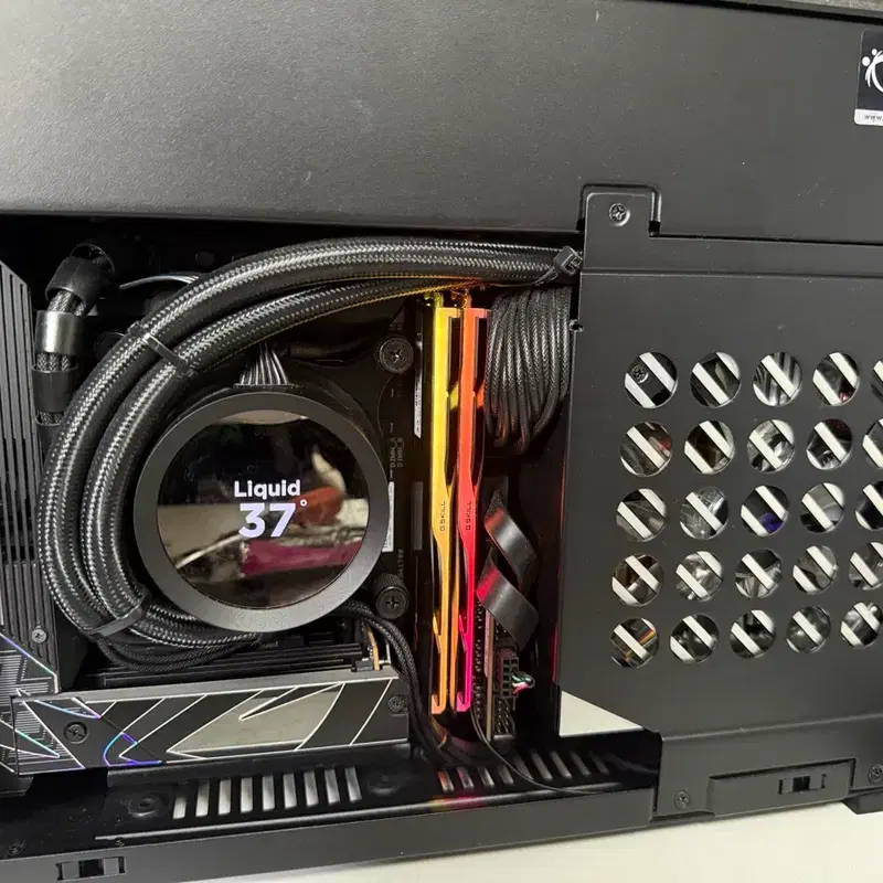 ITX , SFF 끝판왕 미니PC 판매합니다