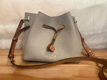 새상품급 FURLA 숄더백