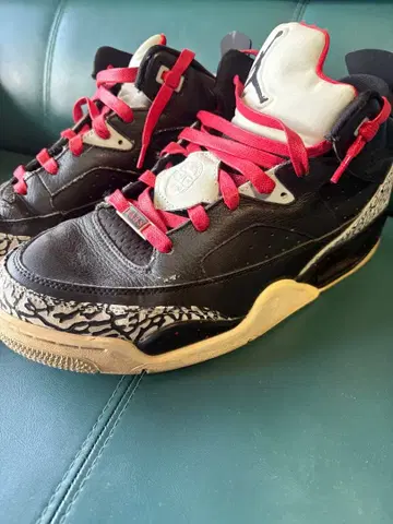 Jordan Son of Mars Black Red