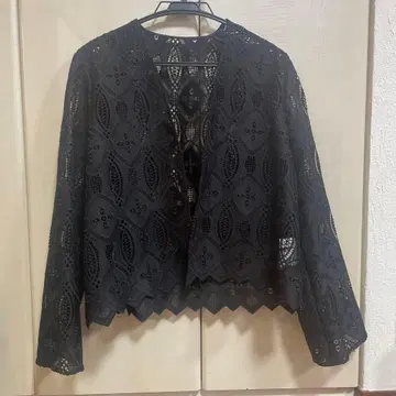 INED 블랙 레이스 긴팔 가디건