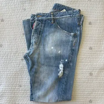 DSQUARED2 Classic Kenny Jean 46
