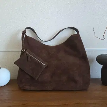 ROH SEOUL PULPY HOBO BAG SUEDE Umber