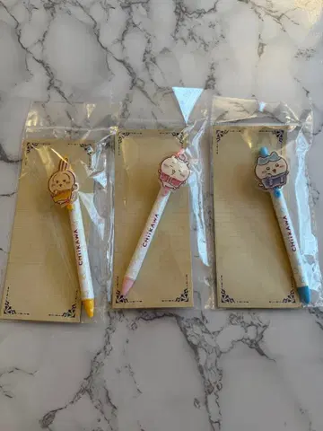 [ 가격 인하 ] 치이카와 (먼작귀) 상하이 한정판 마스코트 포함 볼펜 3개 세트