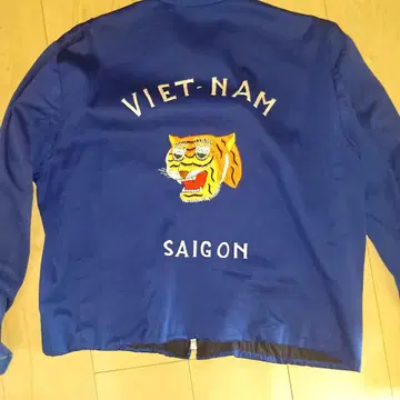VIET-NAM SAIGON 호랑이 자수 베트남 자켓 스카잔