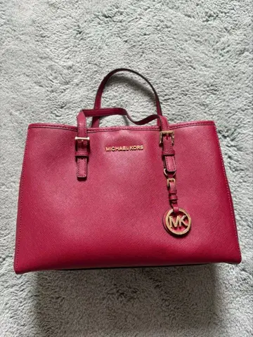 새상품급 MICHAEL KORS 토트백
