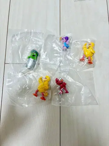 세서미 스트릿 미니 피규어 일시적 가격 인하