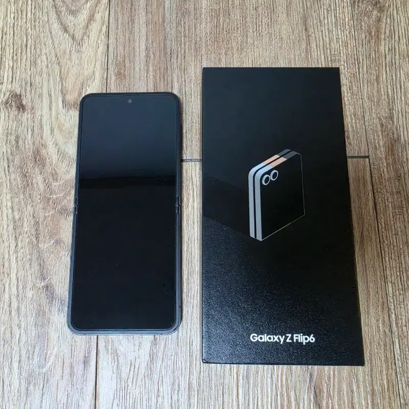 Z플립6 512GB 한정판 블랙 풀박스 판매합니다.