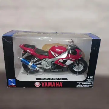 YAMAHA YZF-R1 1/12 다이캐스트 모델