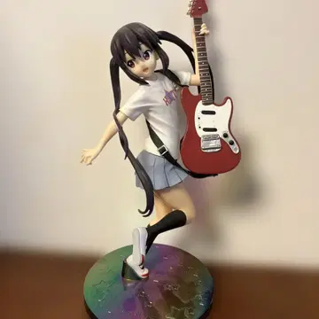 케이온!! 프리미엄 피규어 Guitar, Elite 나카노 아즈사