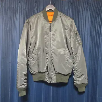 MA-1 플라이트 자켓 카키