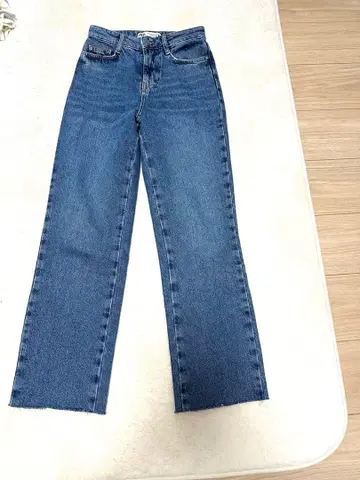 ZARA 스트레이트 데님 EUR32