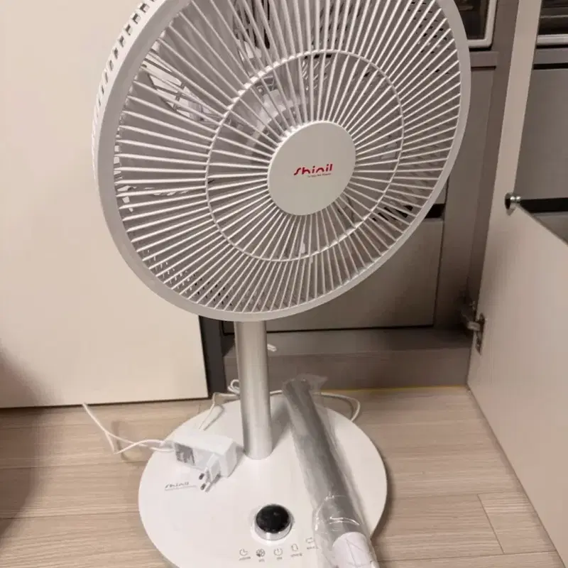 신일 스탠드 선풍기 화이트
