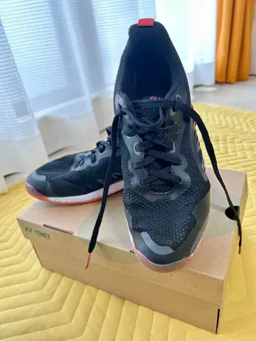 YONEX 파워크션 테니스화 (카펫 코트용)