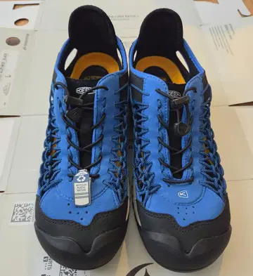 킨 KEEN UNEEK NXIS 28cm 남성용 스니커즈