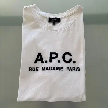 APC 반팔 T셔츠 가격 인하 중