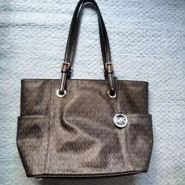 MICHAEL KORS MK 로고 토트백 블랙
