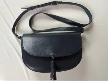 A.P.C. 가죽 숄더백 태슬 포함