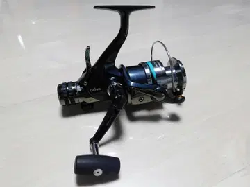 Daiwa BATTLE GAME 3050 AORI 아오리 낚시