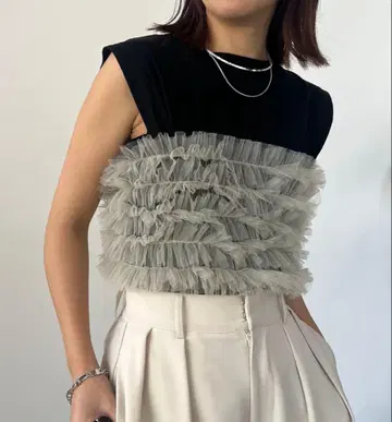 카프리슈 마쥬 멀티 튤 뷔스티에 베이지