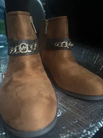 MICHAEL KORS 부티 브라운 체인