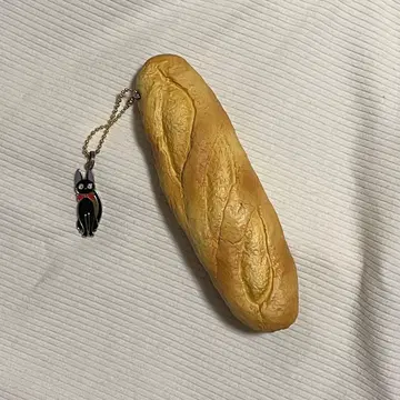 마녀 배달부 키키 빵 스퀴즈 키링
