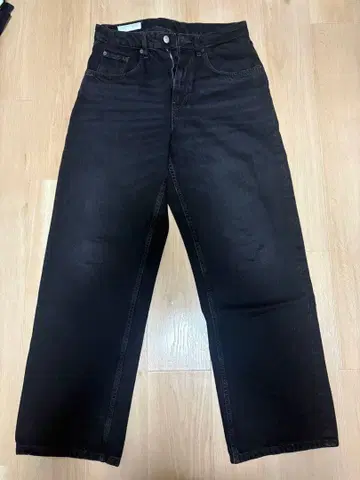 ZARA 블랙 데님 팬츠