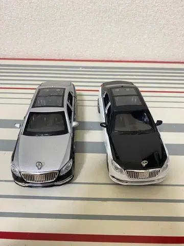 Mercedes-Maybach 미니카 2대 세트