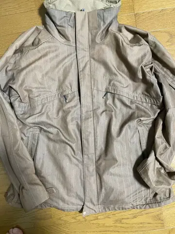 Patagonia 마운틴 파카 남성용 L 사이즈