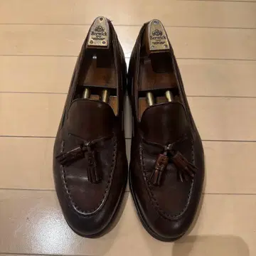 Berwick 태슬 로퍼 다크 브라운
