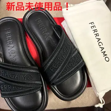 FERRAGAMO 샌들 블랙 새상품