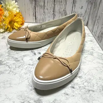 새상품급 ecco GILLIAN Ballerina 퀼팅 발레 슈즈