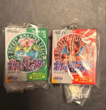30주년 포켓몬 패키지 & 게임 카드 키링 빨간색 그린