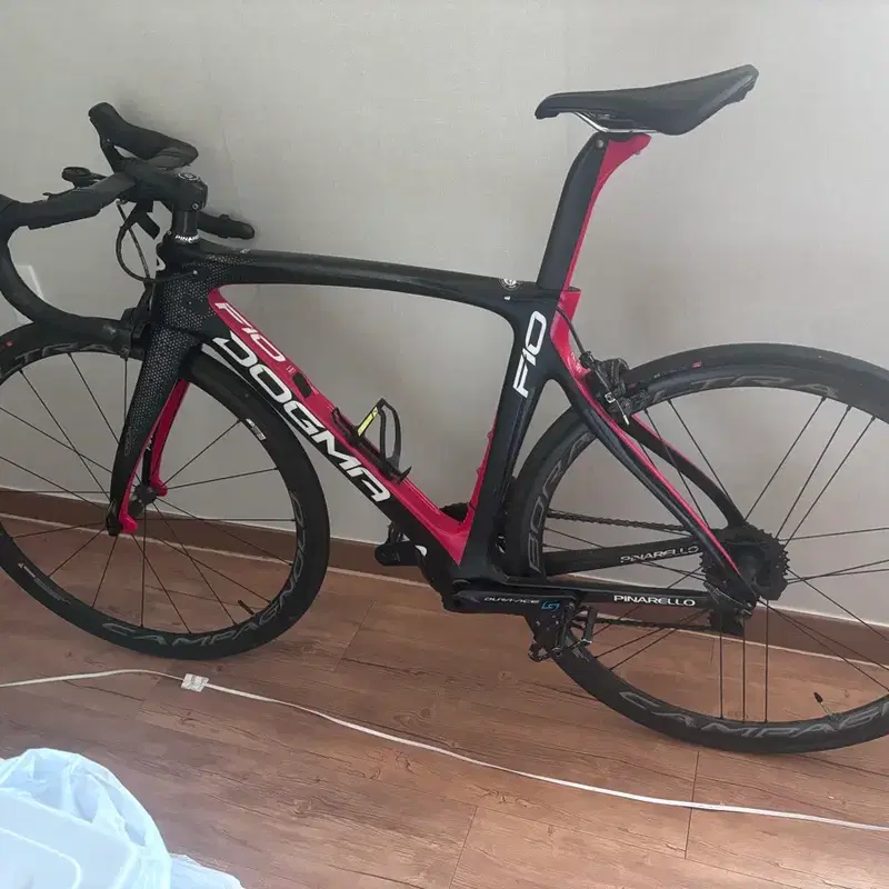 피나렐로 도그마 F10 9150 di2