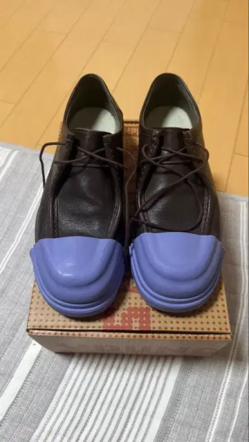 CAMPER 가죽 로퍼 브라운 블루
