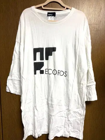NFSC SAKANACTION T셔츠 화이트 L 사이즈