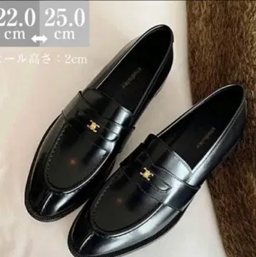 골드 로고 비트 장식 로퍼 블랙 25cm
