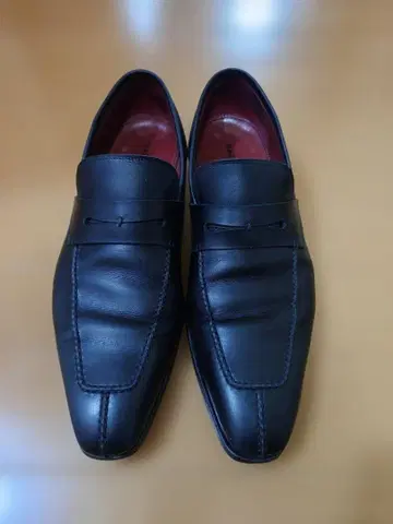 MAGNANNI 로퍼 블랙