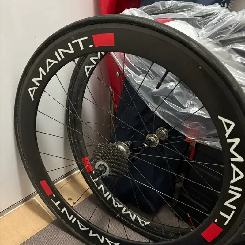 AMAIN.T C40 카본휠셋 판매합니다.
