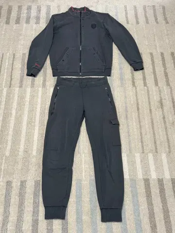 페라리 콜라보 PUMA 저지 셋업 블랙 M 사이즈