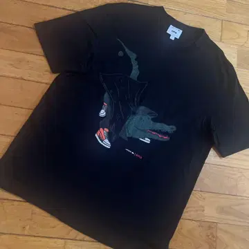 LACOSTE x NETFLIX 루팡 티셔츠 블랙