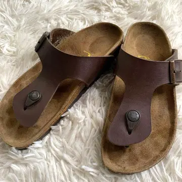Birkenstock 브라운 샌들 35 22.5