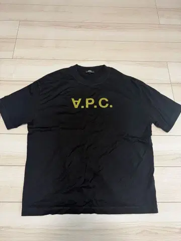 A.P.C. 티셔츠 블랙 사이즈 L