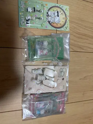 산리오 키티 다니엘 지퍼 마스코트 키링 초레어