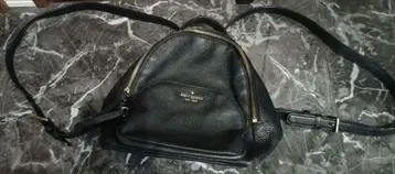 [ 새상품급 ] kate spade 블랙 가죽 백팩