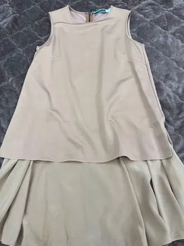 SPORTMAX CODE 슬리브리스 베이지 상의 M 사이즈